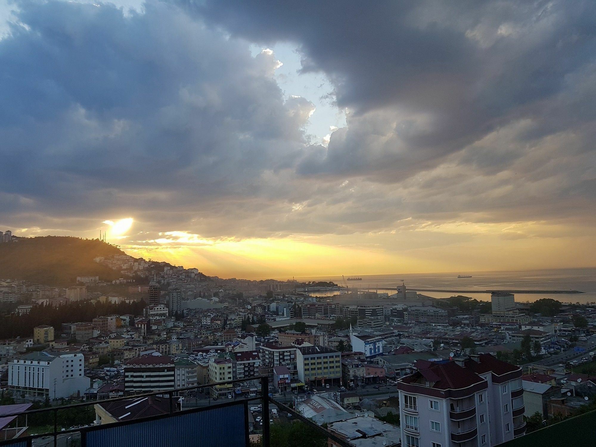 Nuralp Apart Otel - Trabzon Exterior foto