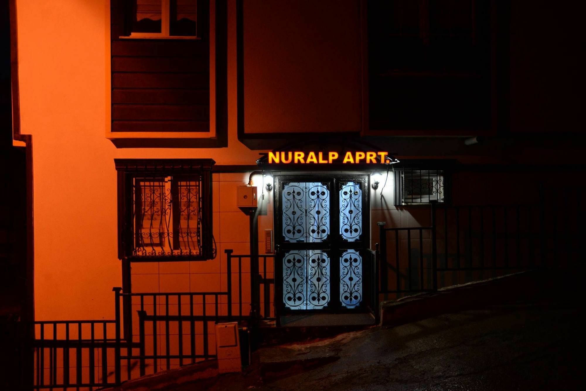 Nuralp Apart Otel - Trabzon Exterior foto